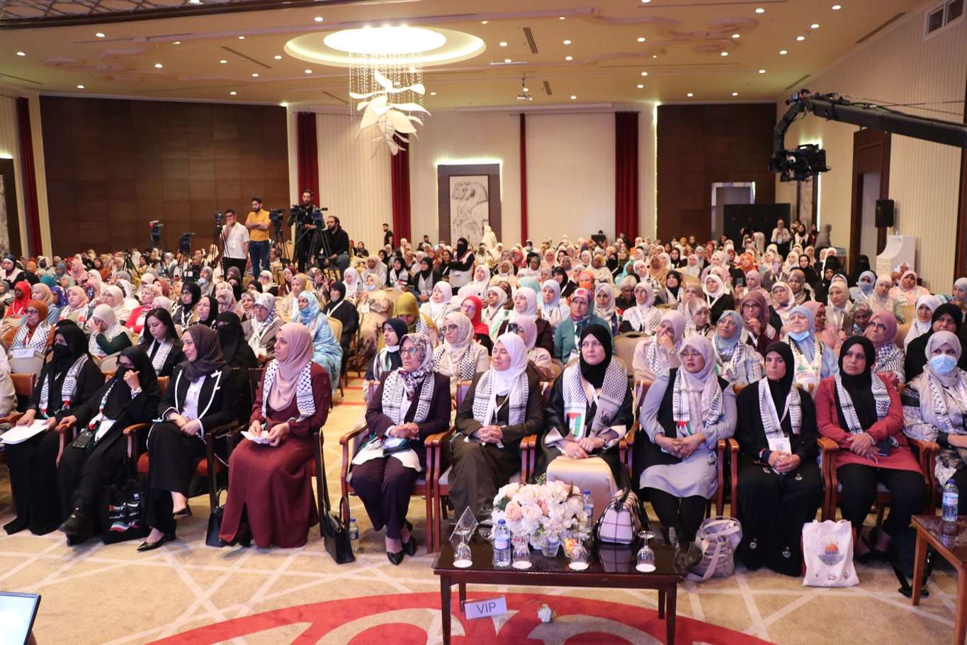 7. Uluslararası Beytülmakdis Kadın Öncüleri Forumu başladı 7. Uluslararası Beytülmakdis Kadın Öncüleri Forumu başladı